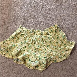 Aerie High Waist Floral Shorts - Yellow and Green